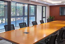 簡約時尚經理桌設計，上海普陀辦公家具公司推薦商業合作